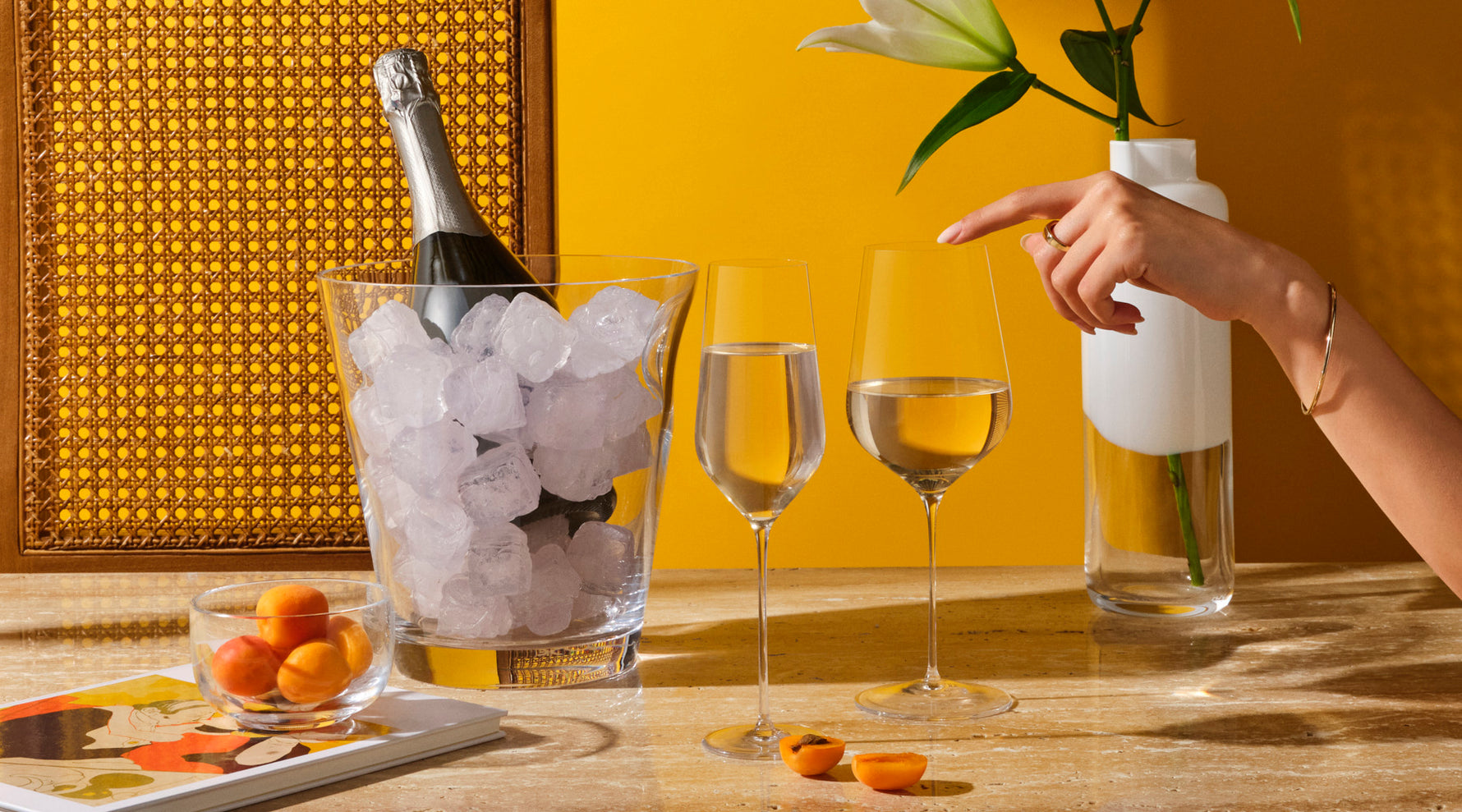 What is the Difference Between Prosecco and Champagne?