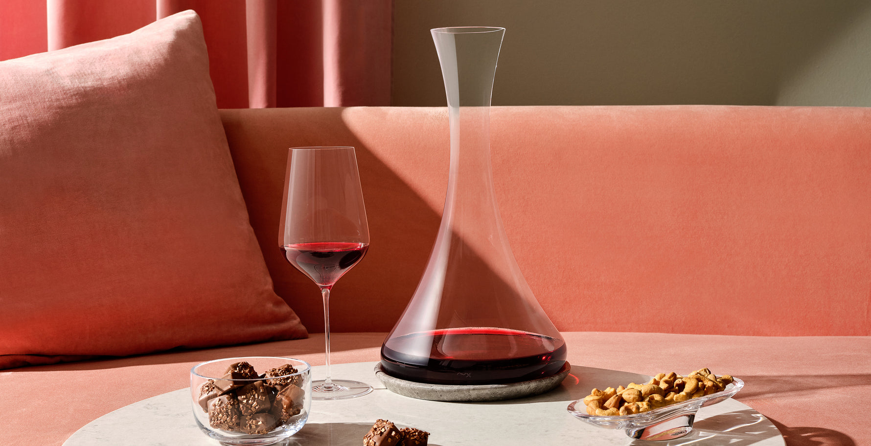 What Is the Difference Between Merlot and Pinot Noir?