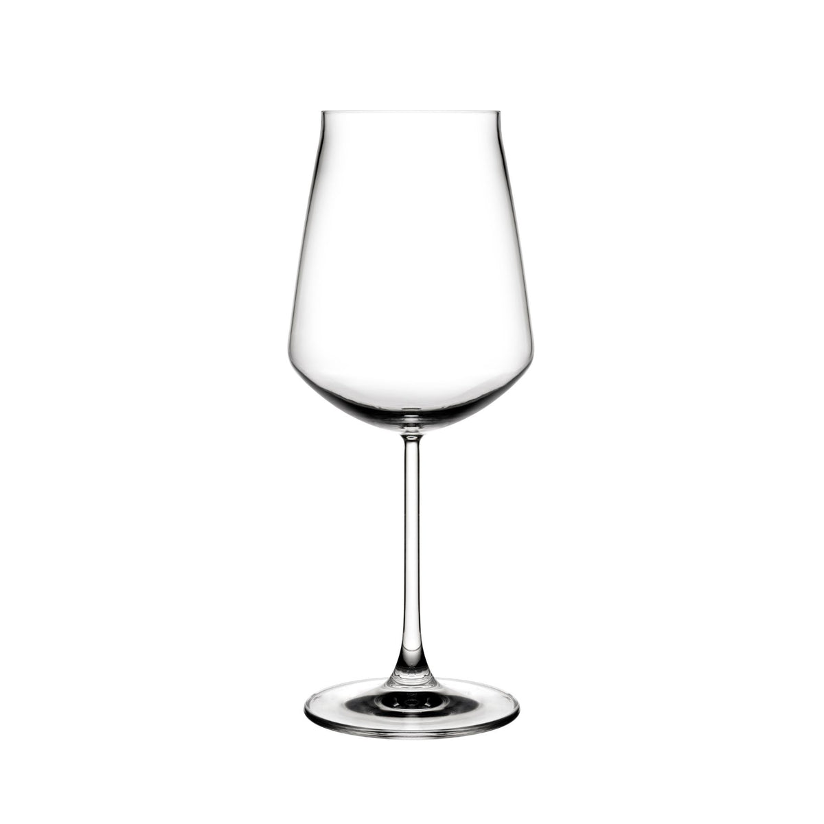 Empty NUDE Salute red wine glass with straight sides, wide rim and slender stem in crystal