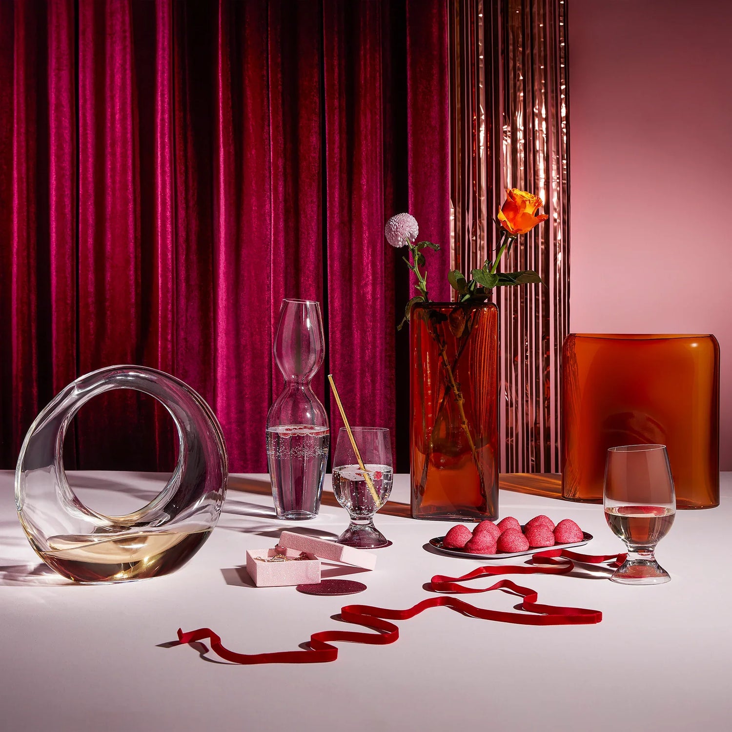 Red Or White Set of 2 Water Glasses
